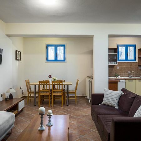 Villa Nina With Private Plunge Pool, 5Km To Corfu Town מראה חיצוני תמונה
